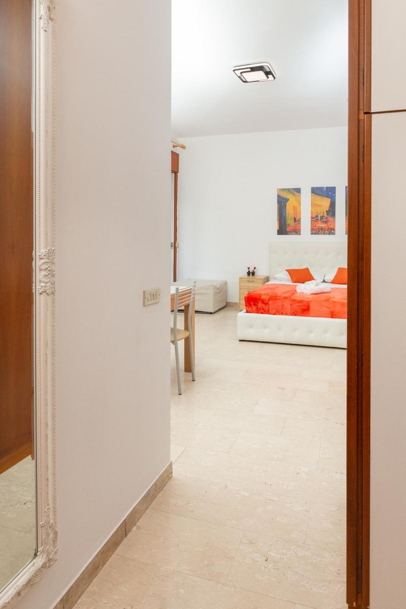 Tosi 11 - Exclusive Apartment Mediolan Zewnętrze zdjęcie